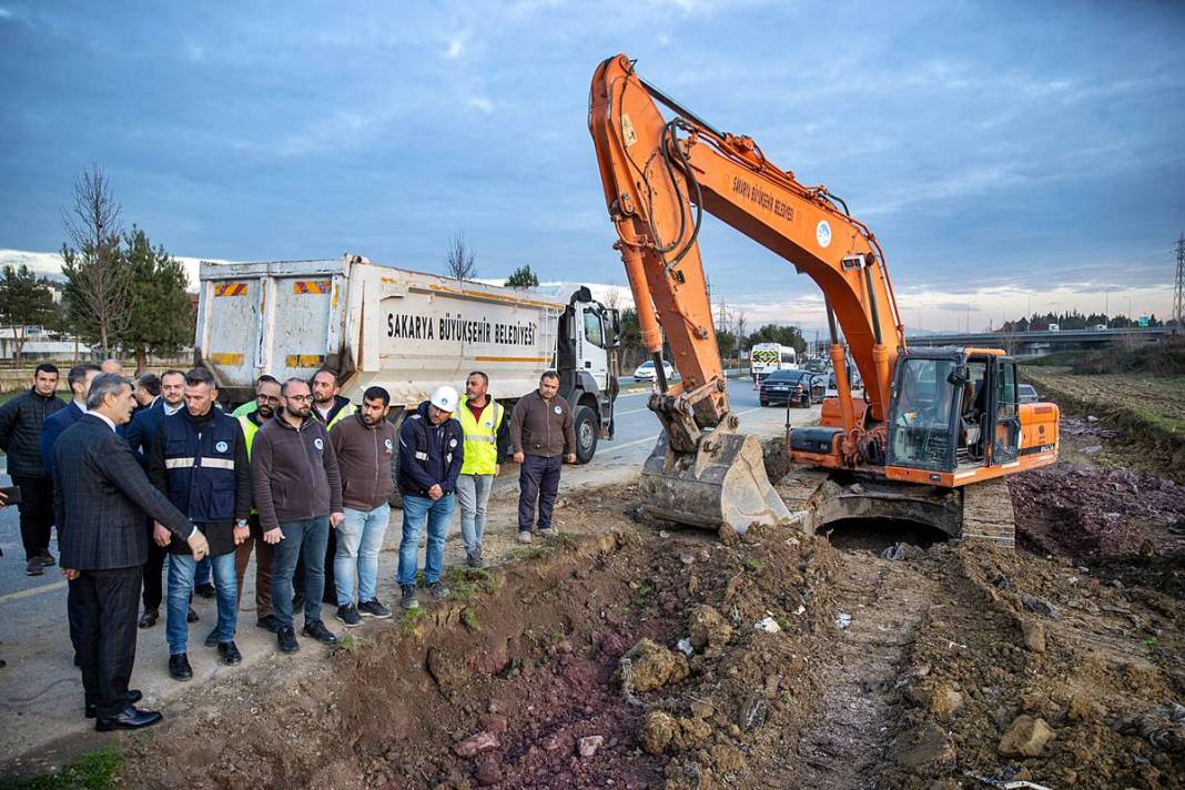 Sadece İstanbul'da vardı, artık o şehirde de hizmete giriyor! İşte metrobüsü kullanacak ikinci şehir... 6